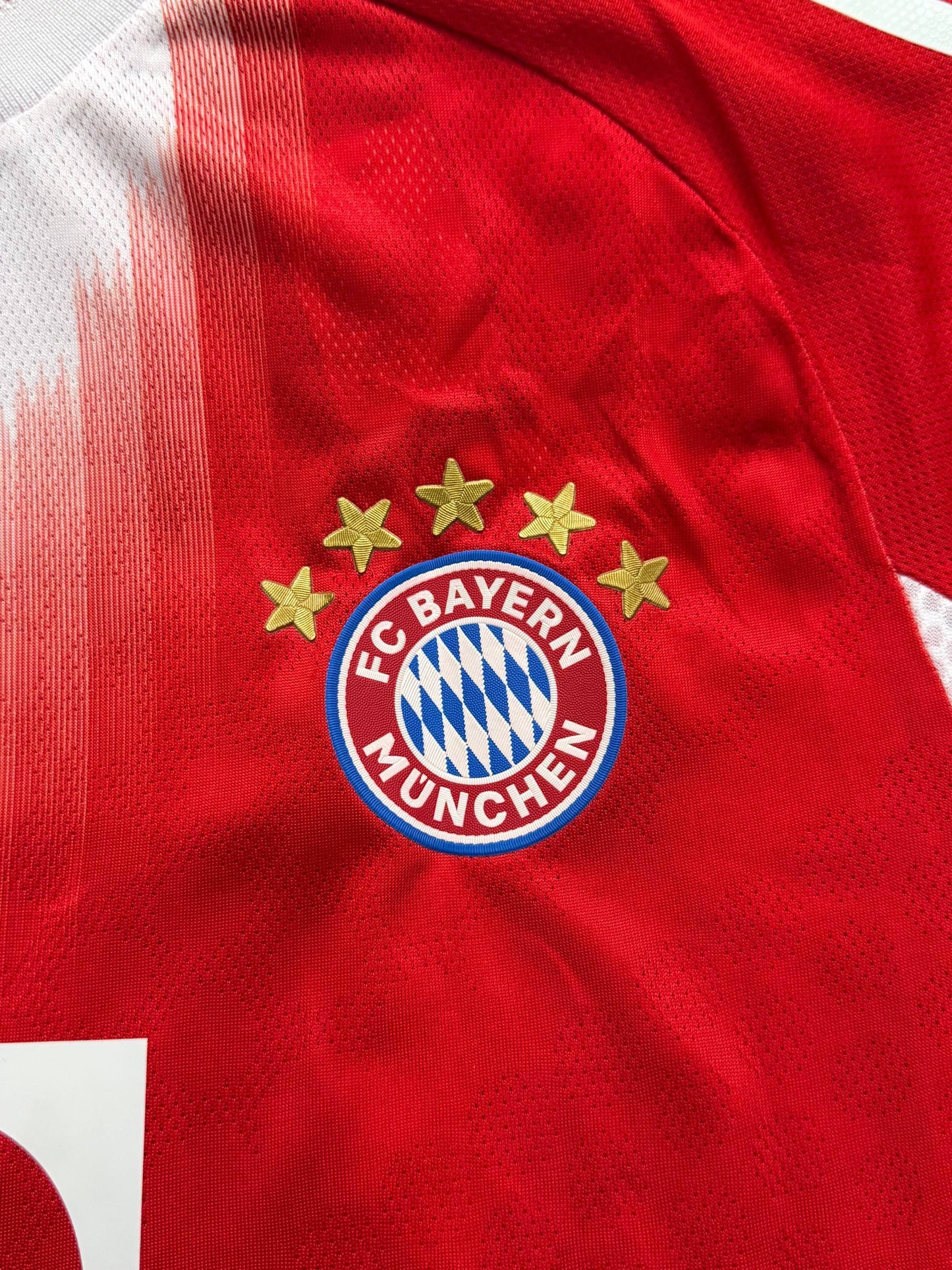 Bayern Munich primera equipación 25/26 versión player (Entrega Inmediata).