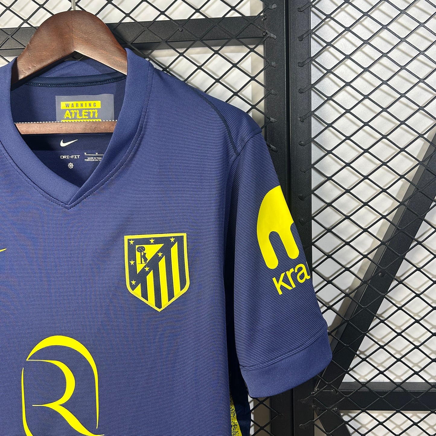 Atlético de Madrid segunda equipación versión fan (Bajo Encargo)