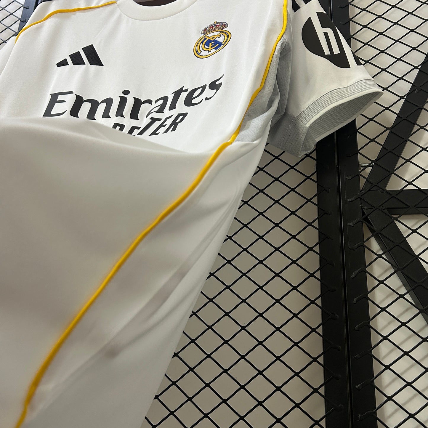 Real Madrid primera equipación versión fan (Bajo Encargo)